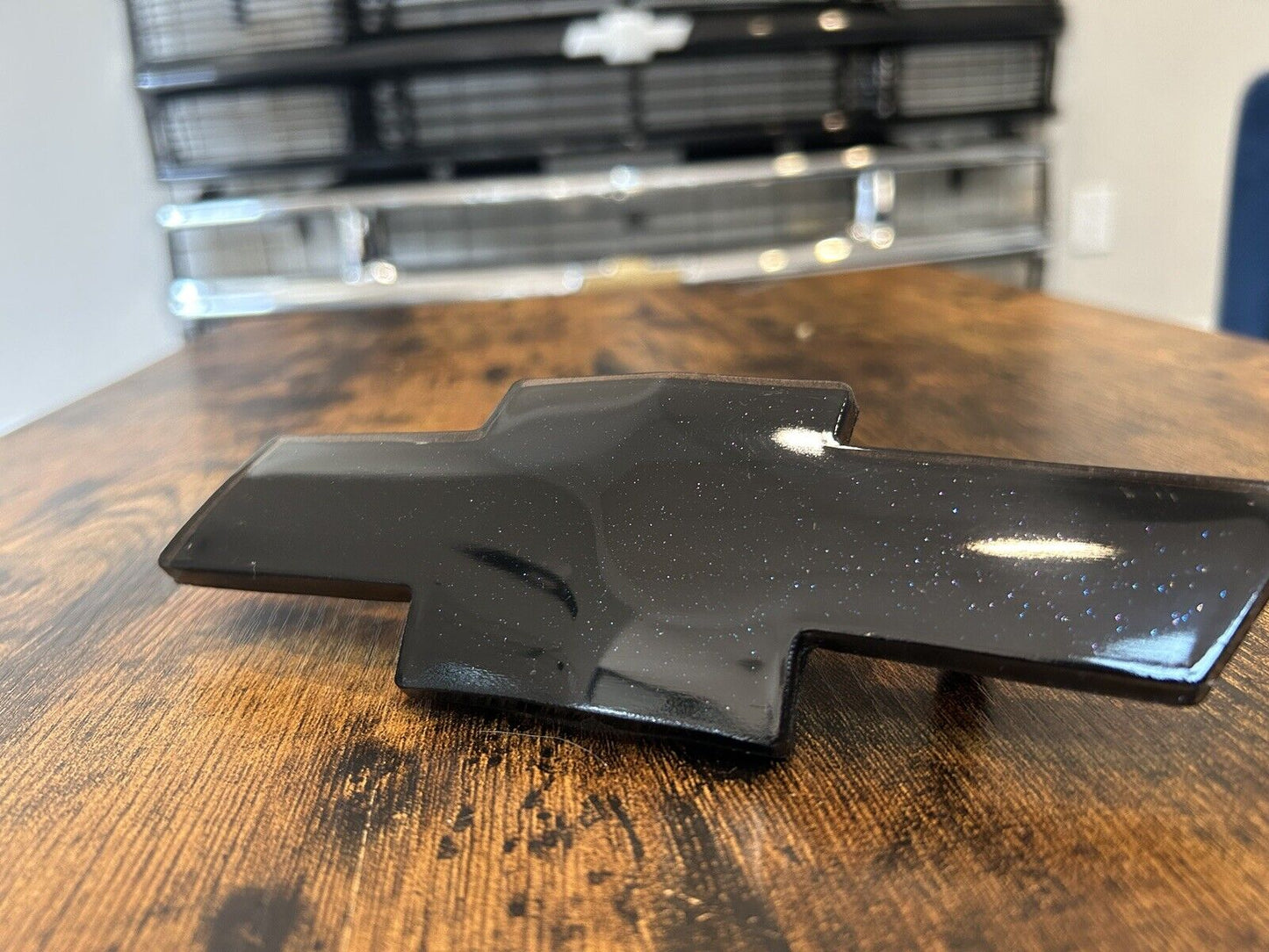 94-98 Front Gloss Metallic Black Bowtie Grille Emblem SILVERADO TAHOE SUBURBAN