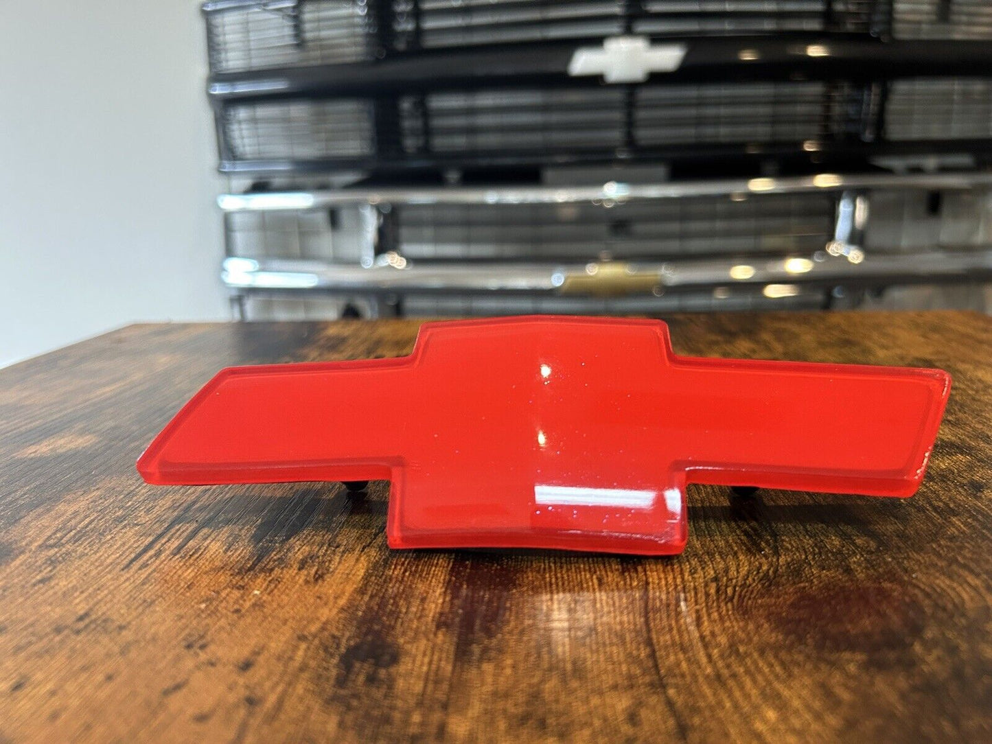 Front Black Red Bowtie Grille Emblem SILVERADO TAHOE SUBURBAN EXPRESS 1994-2000