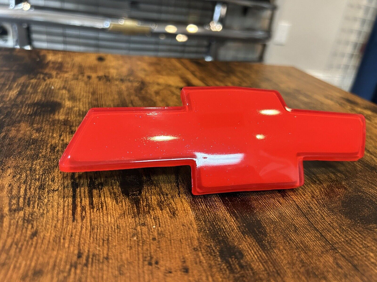 Front Black Red Bowtie Grille Emblem SILVERADO TAHOE SUBURBAN EXPRESS 1994-2000