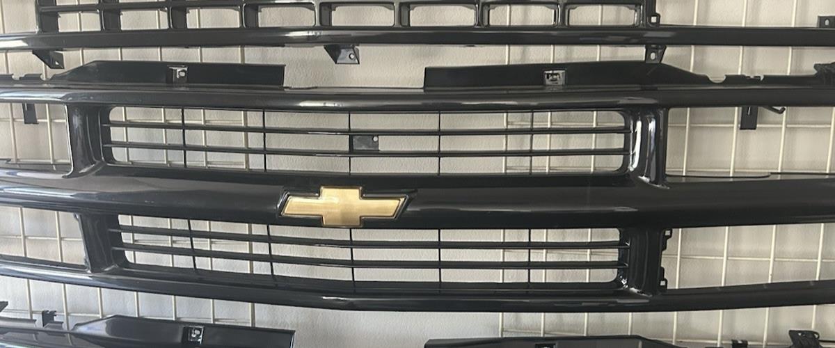 88-98 Chevy OBS Bowtie Grille Logo GOLD