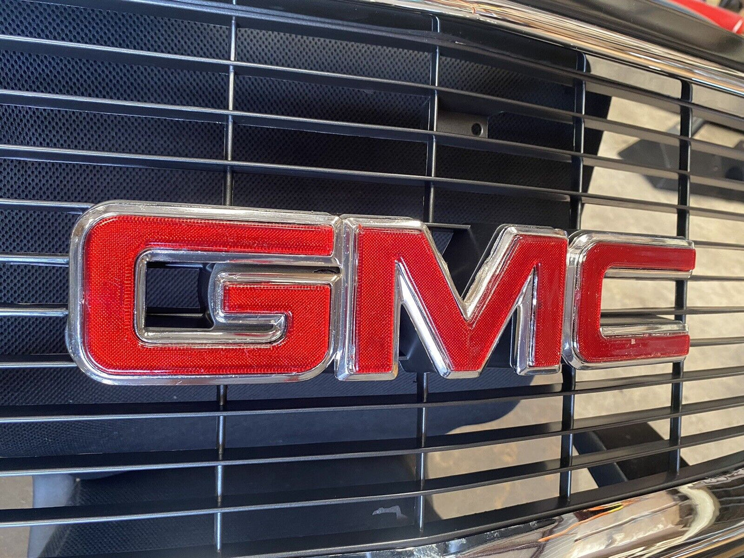 Front Badge GMC Fits 1994-1998 GMC Pick Up OBS
