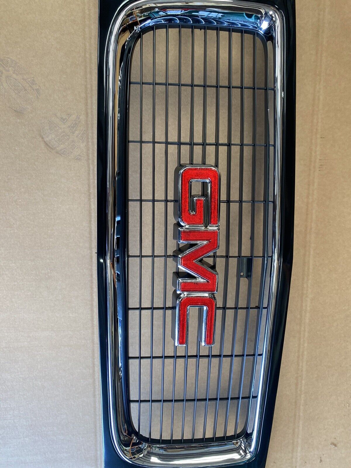 Front Badge GMC Fits 1994-1998 GMC Pick Up OBS