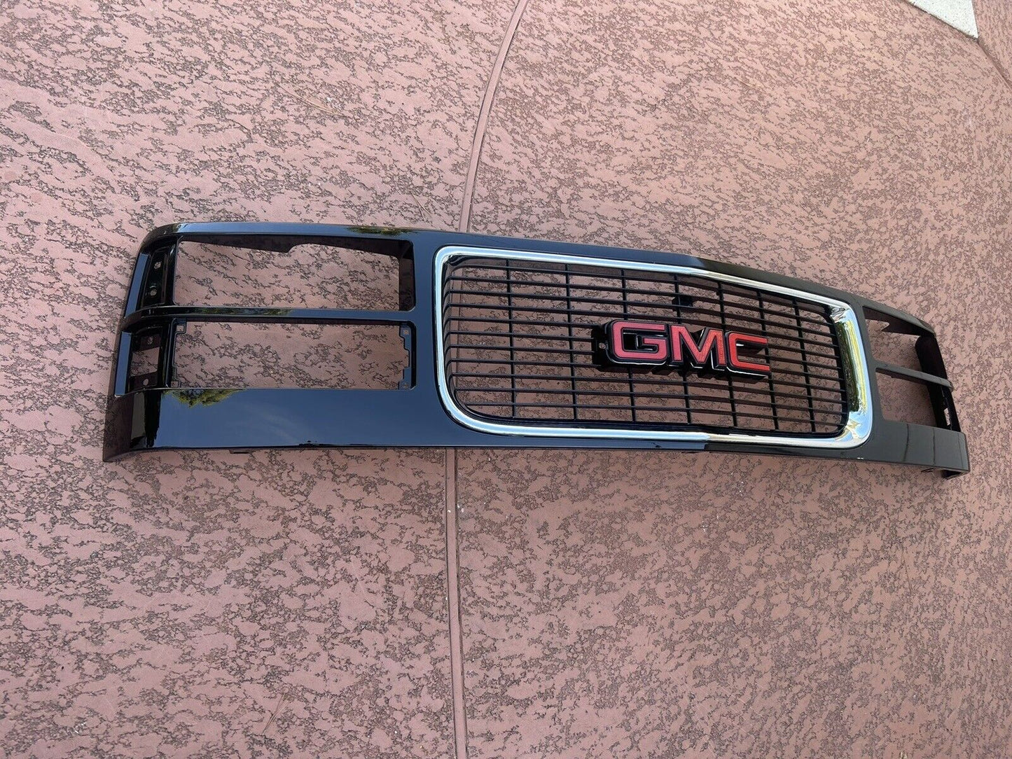 88-98 Chevy GMC Sierra grille with Red/Black Logo