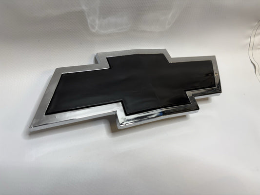 2001-2002 Chevy Silverado 2500 3500 Hd Emblem Chrome Black