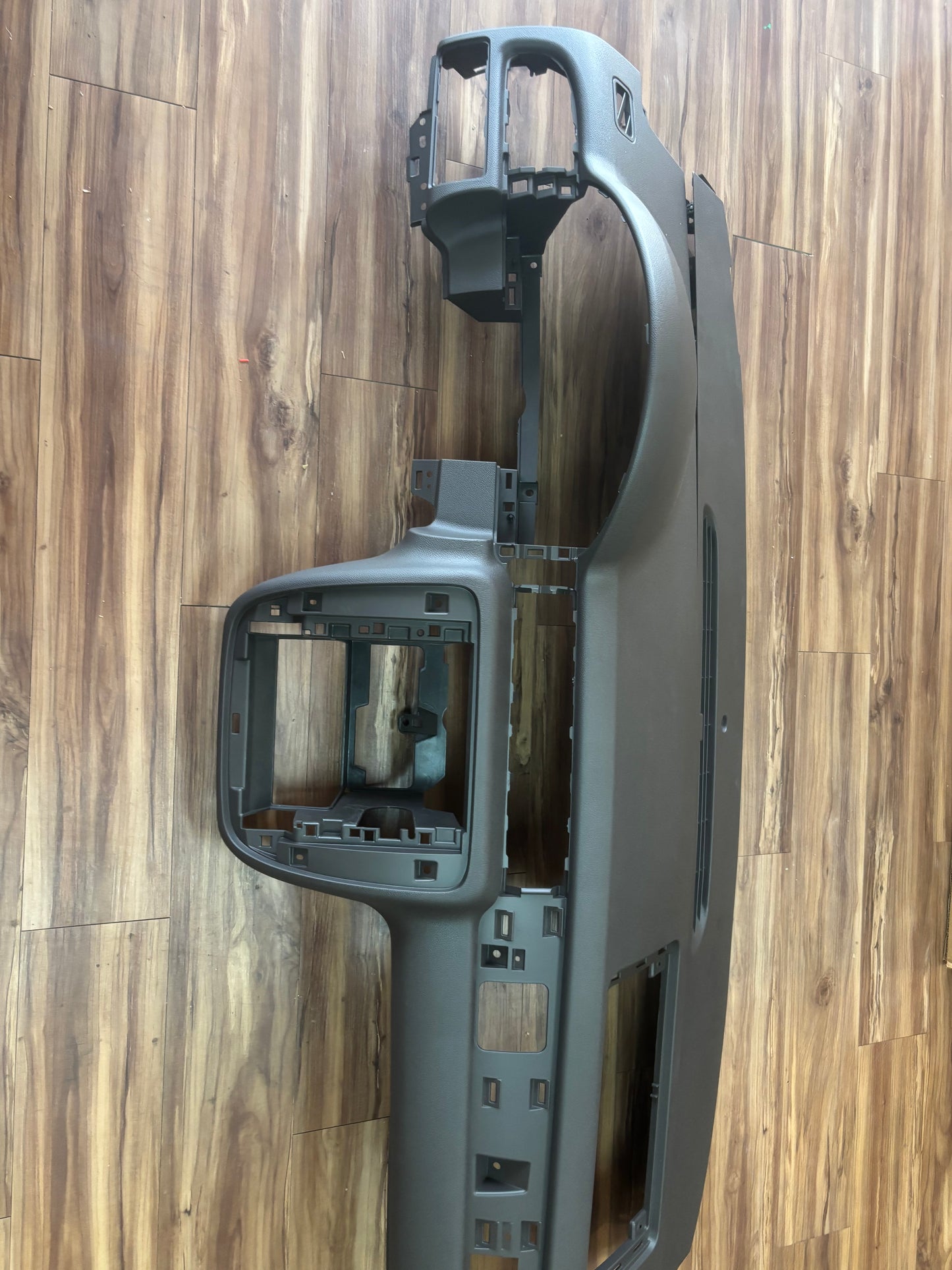 2007-2014 CHEVY TAHOE AVALANCHE LTZ YUKON DASHBOARD  ABS PLASTIC